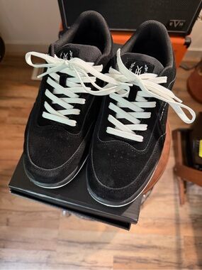 Hours Is Yours Skate Shoes NEW with box